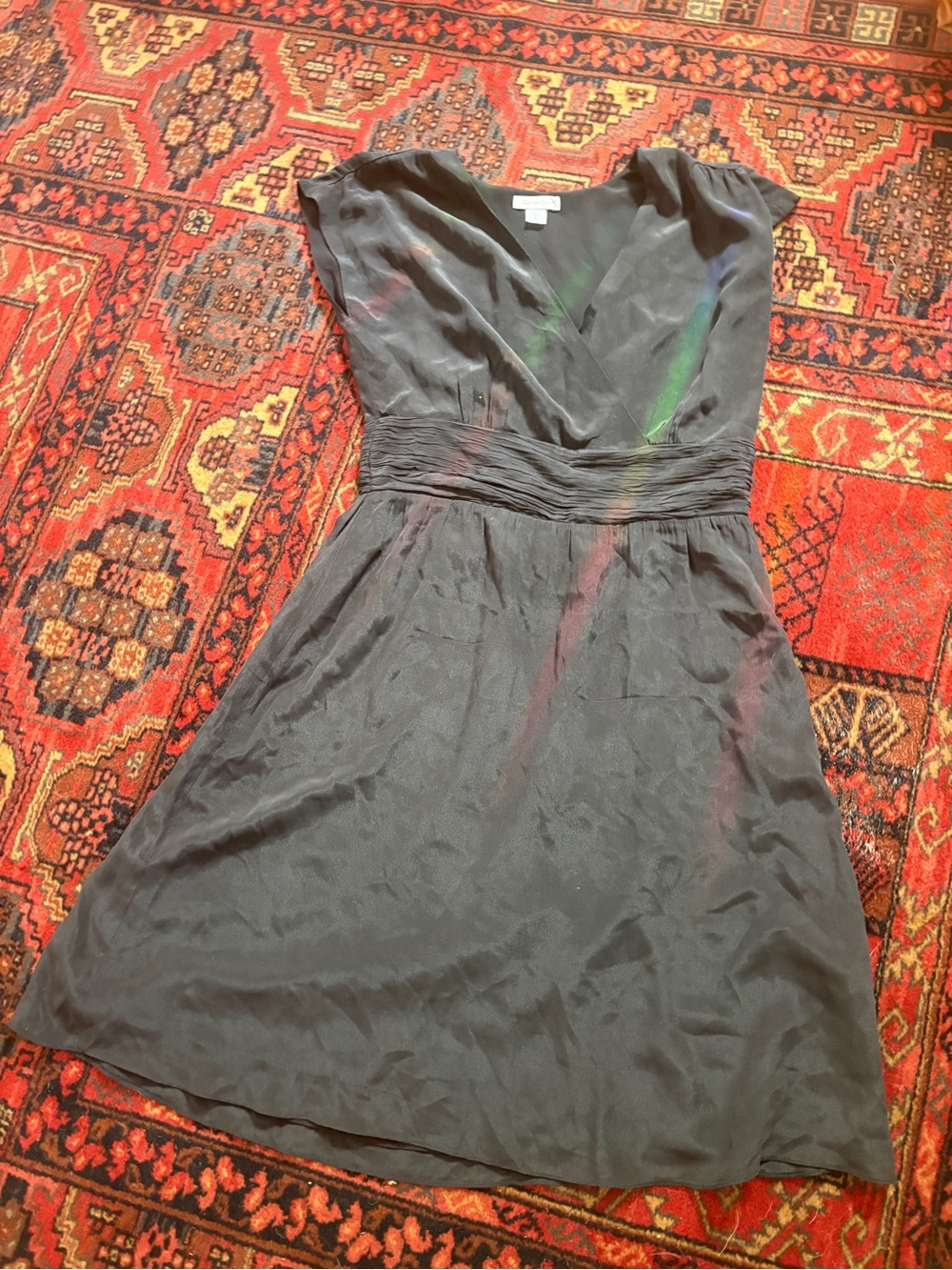 Garnet Hill Black V-Neck Ruched-Waist Dress 100% Silk Dress